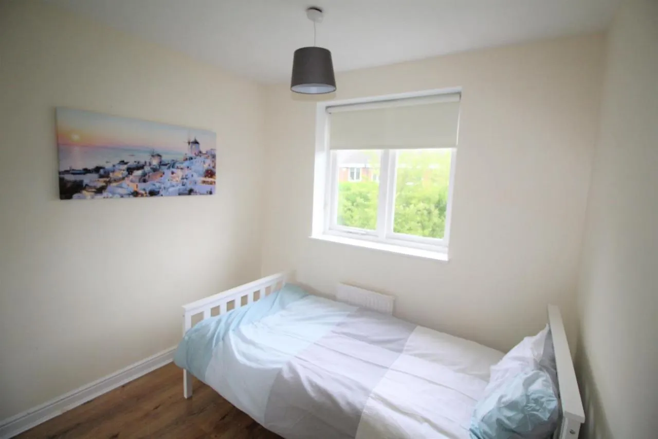 Vakantiehuis 3 Bed Detached - Quiet Cul De Sac -Private Parking Villa Doncaster Verenigd Koninkrijk