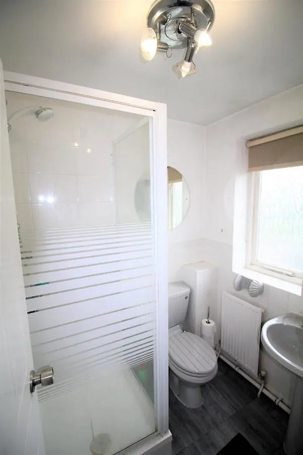 3 Bed Detached - Quiet Cul De Sac -Private Parking Villa Doncaster Vakantiehuis